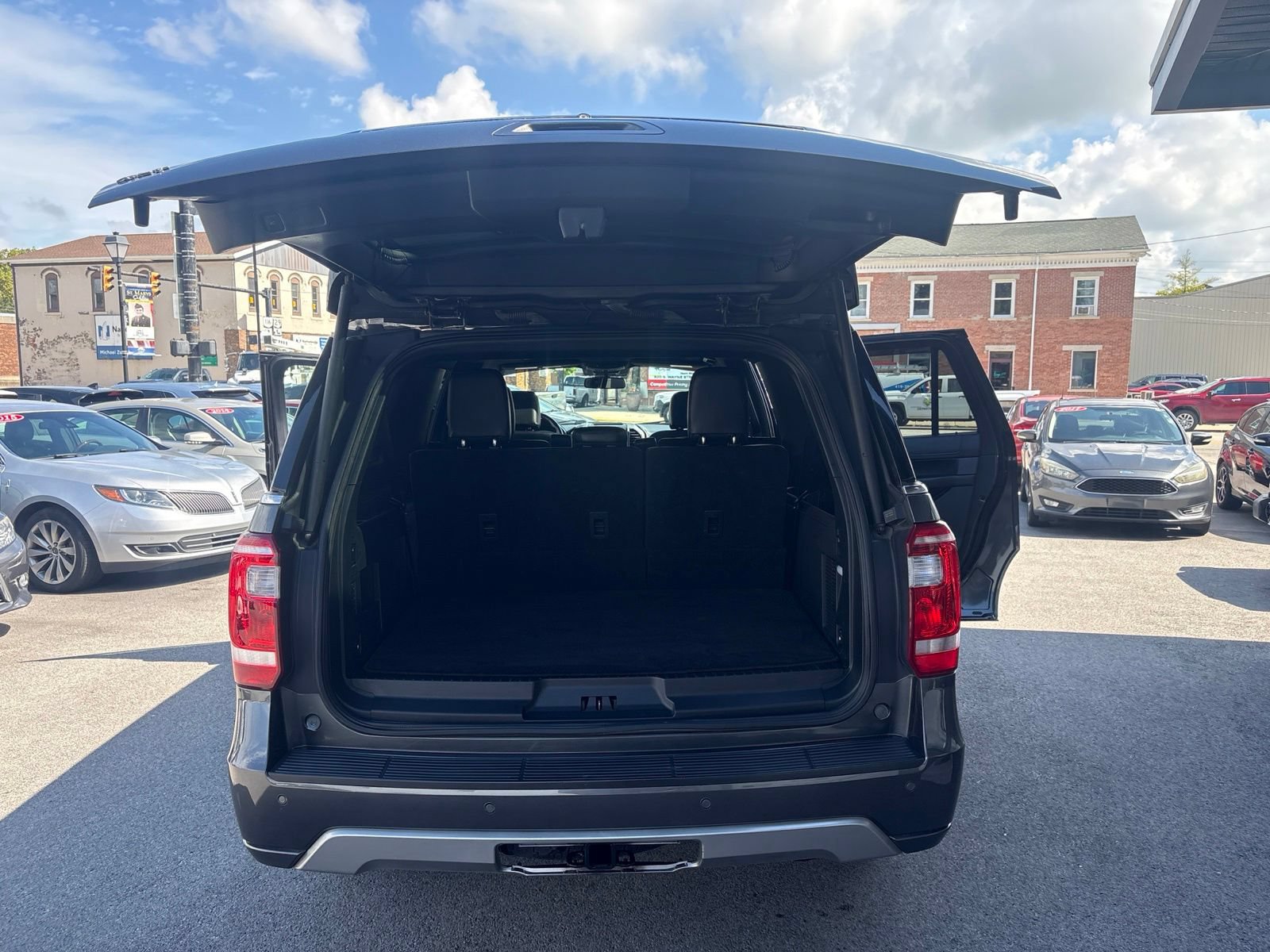 Used 2021 Ford Expedition Max XLT AWD/4WD image 19