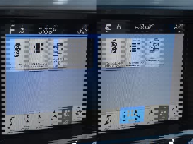 Used 2016 Ford Mustang Premium w/ Equipment Group 201A RWD image 29