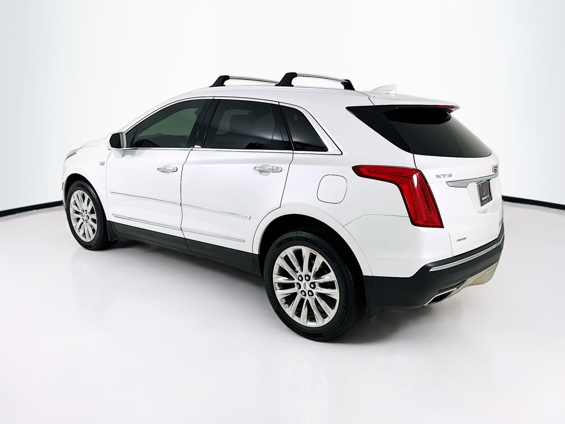Used 2017 Cadillac XT5 Platinum image 6