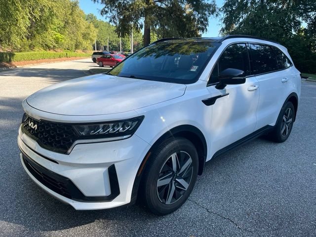 Used 2022 Kia Sorento S w/ Panoramic Sunroof Package