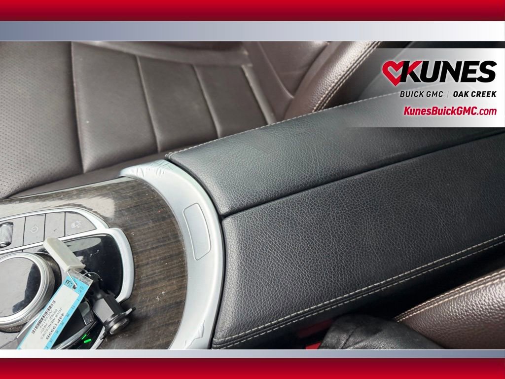 Used 2018 Mercedes-Benz GLC 300 w/ Premium Package image 18