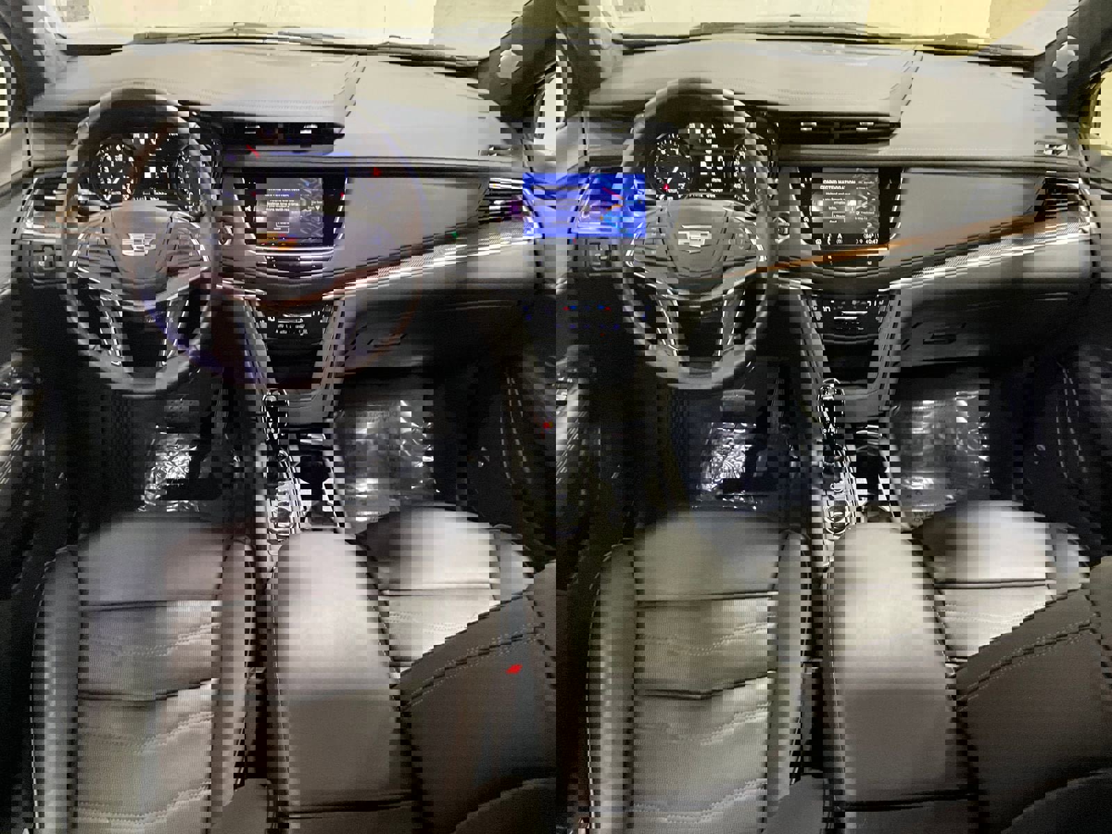 Used 2023 Cadillac XT5 Premium Luxury w/ Platinum Package image 14