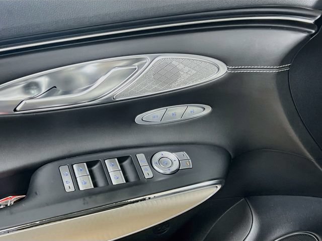 Used 2023 Genesis GV70 2.5T w/ Select Package AWD/4WD image 18