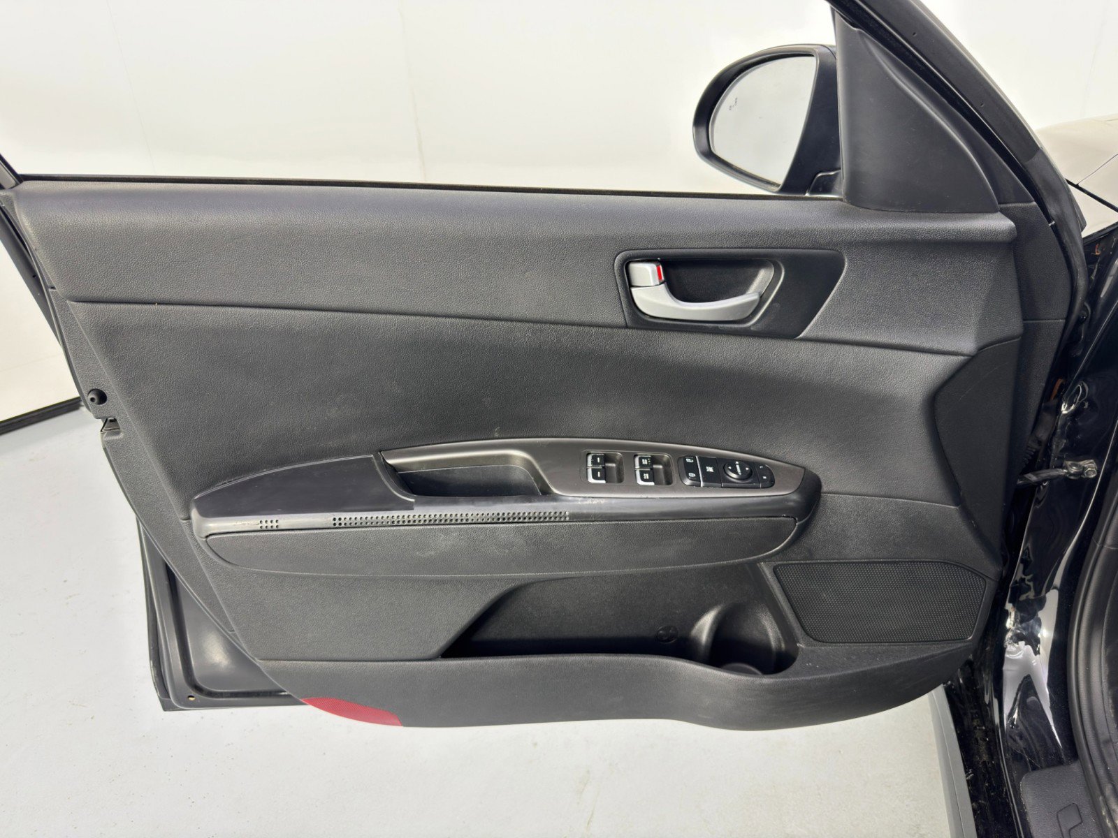 Used 2020 Kia Optima S FWD image 34