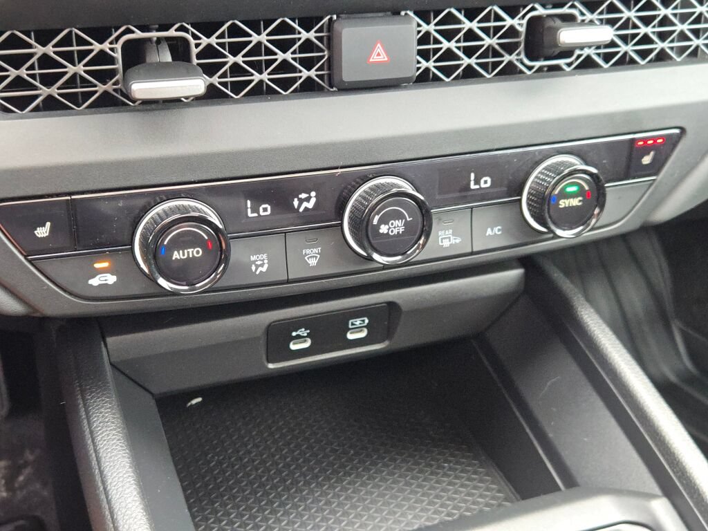 Used 2023 Honda Accord EX image 26