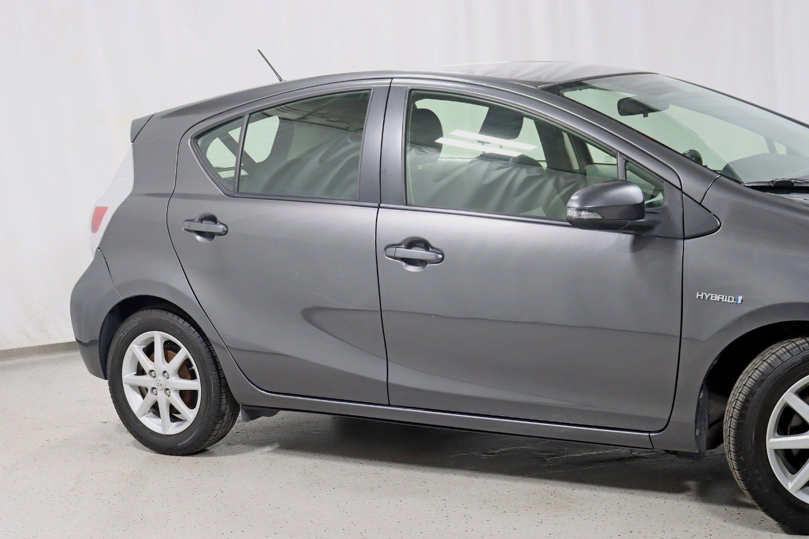 Used 2012 Toyota Prius C Three FWD image 3