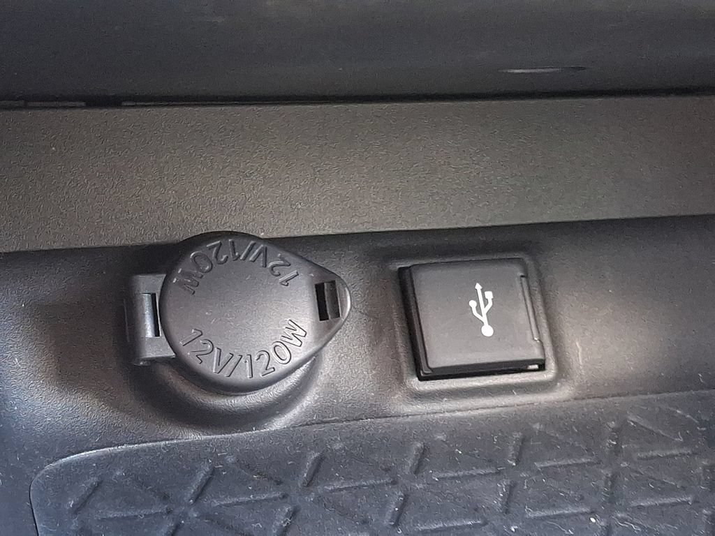 Certified 2022 Toyota RAV4 XLE Premium AWD/4WD image 28