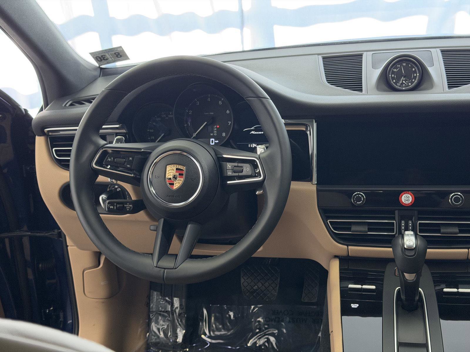 Certified 2025 Porsche Macan Turbo image 20