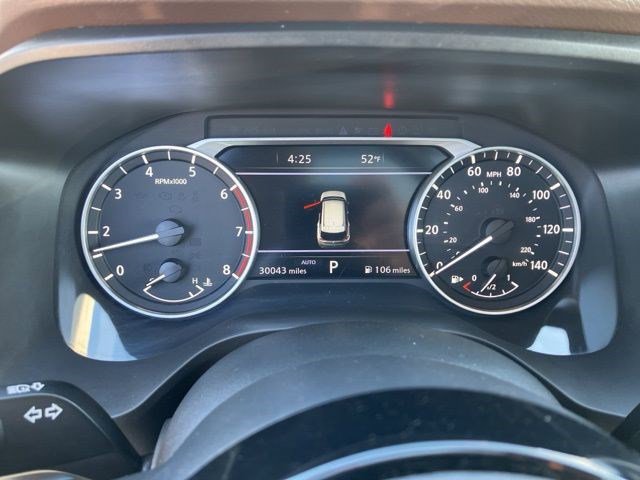 Used 2023 Nissan Rogue SL w/ SL Premium Package image 17