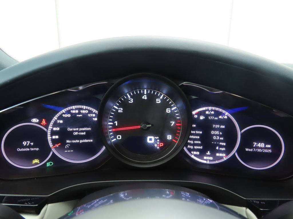 Used 2022 Porsche Cayenne S image 35