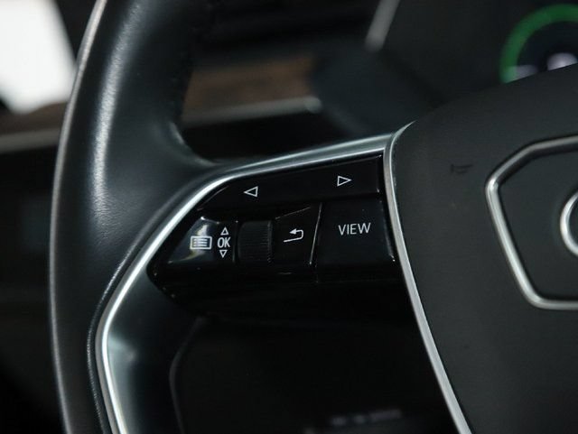Used 2022 Audi e-tron Premium AWD/4WD image 27