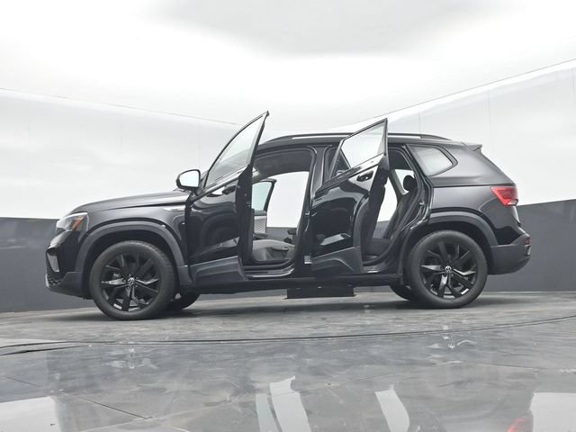 Used 2023 Volkswagen Taos S w/ Driver Assistance Package AWD/4WD image 69