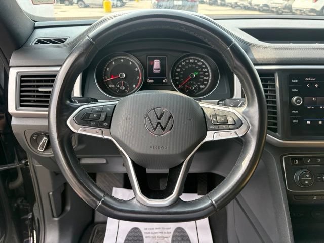 Used 2020 Volkswagen Atlas Cross Sport SE w/ Towing Package AWD/4WD image 16