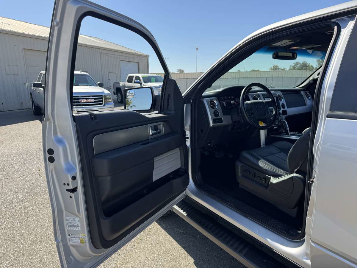 Used 2014 Ford F150 FX4 w/ Equipment Group 402A Luxury AWD/4WD image 21