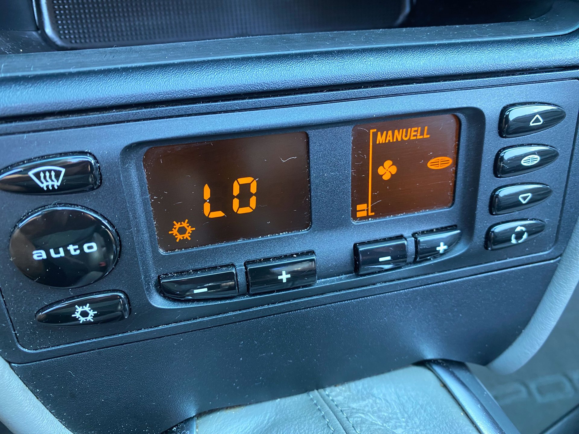 Used 2001 Porsche 911 Turbo image 31