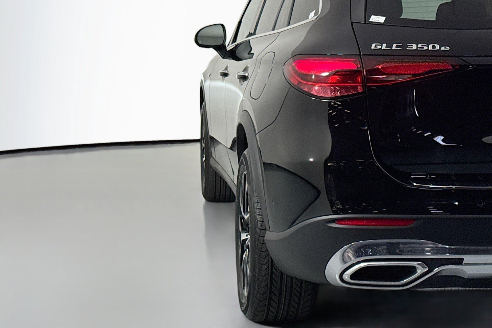 Certified 2025 Mercedes-Benz GLC 350e 4MATIC image 16