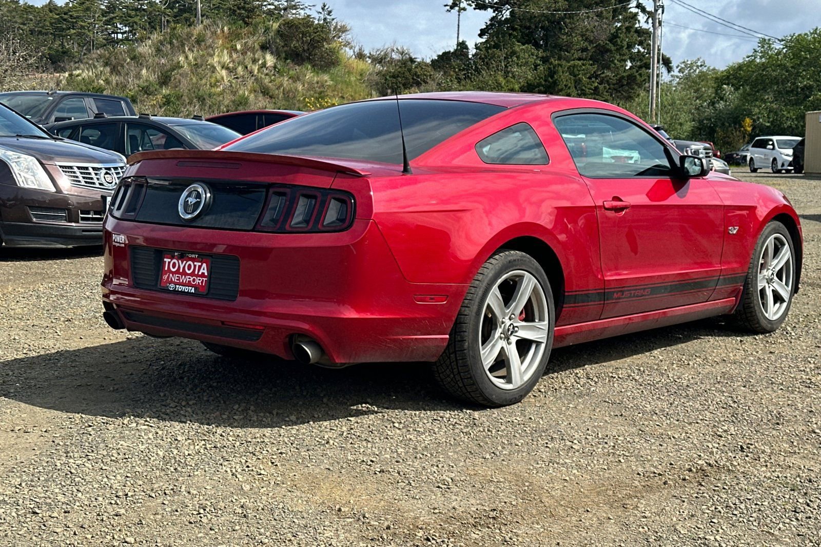 Used 2013 Ford Mustang Coupe RWD image 5