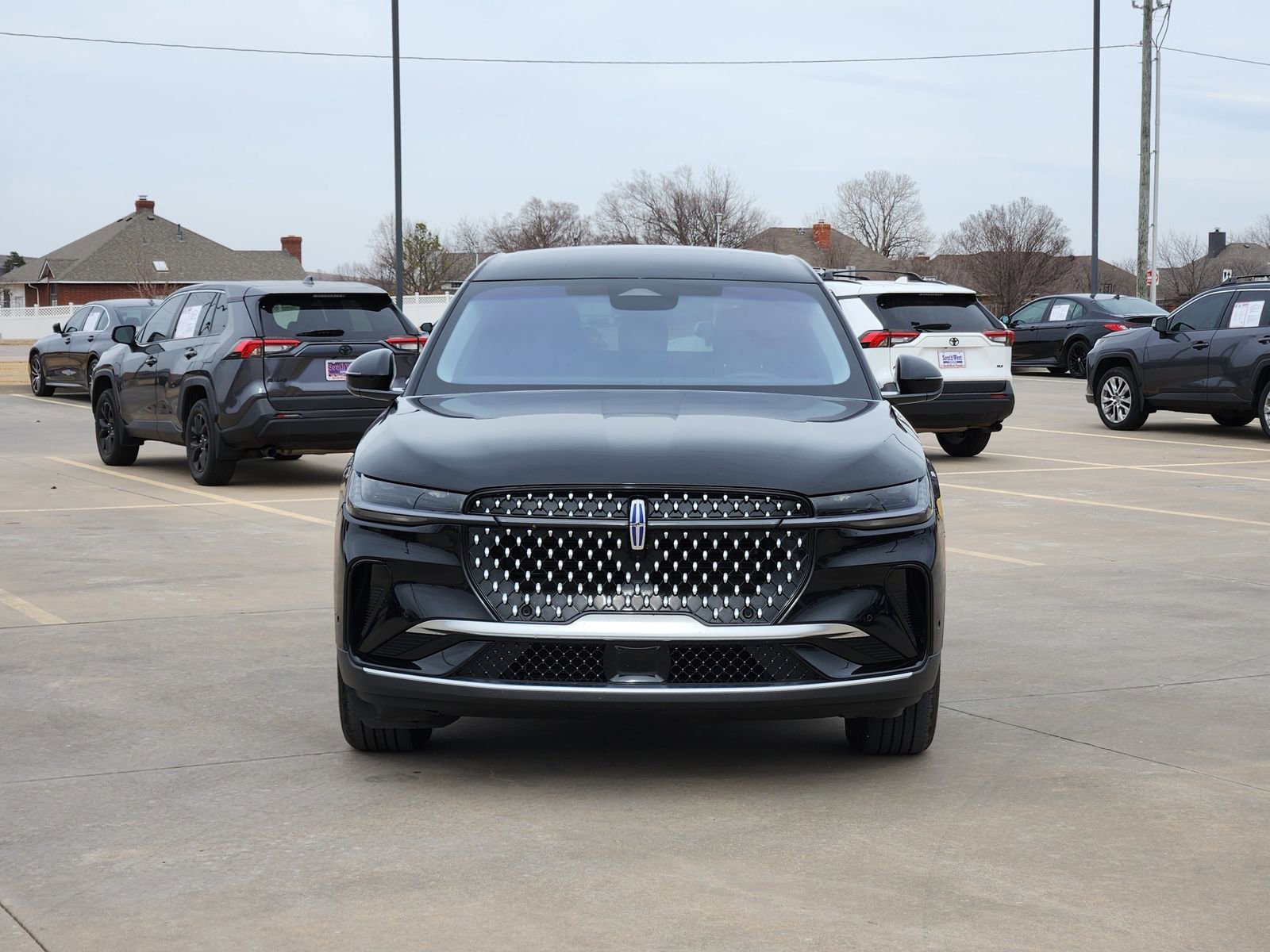 Used 2024 Lincoln Nautilus Premier image 6