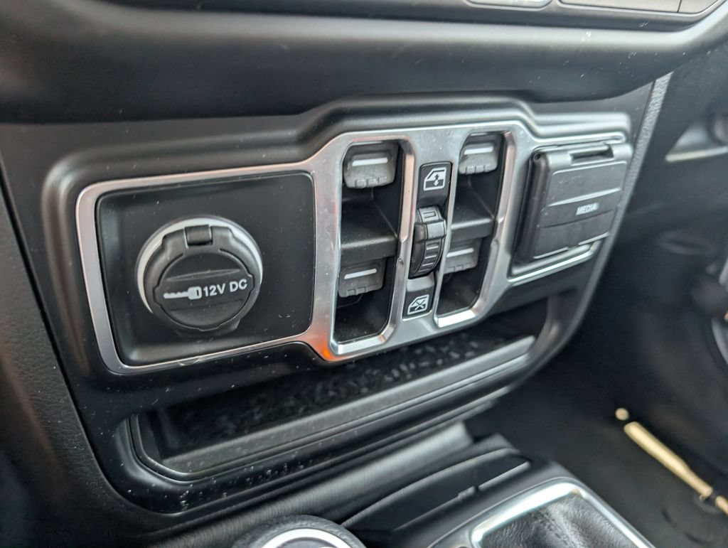 Used 2023 Jeep Gladiator Sport AWD/4WD image 20