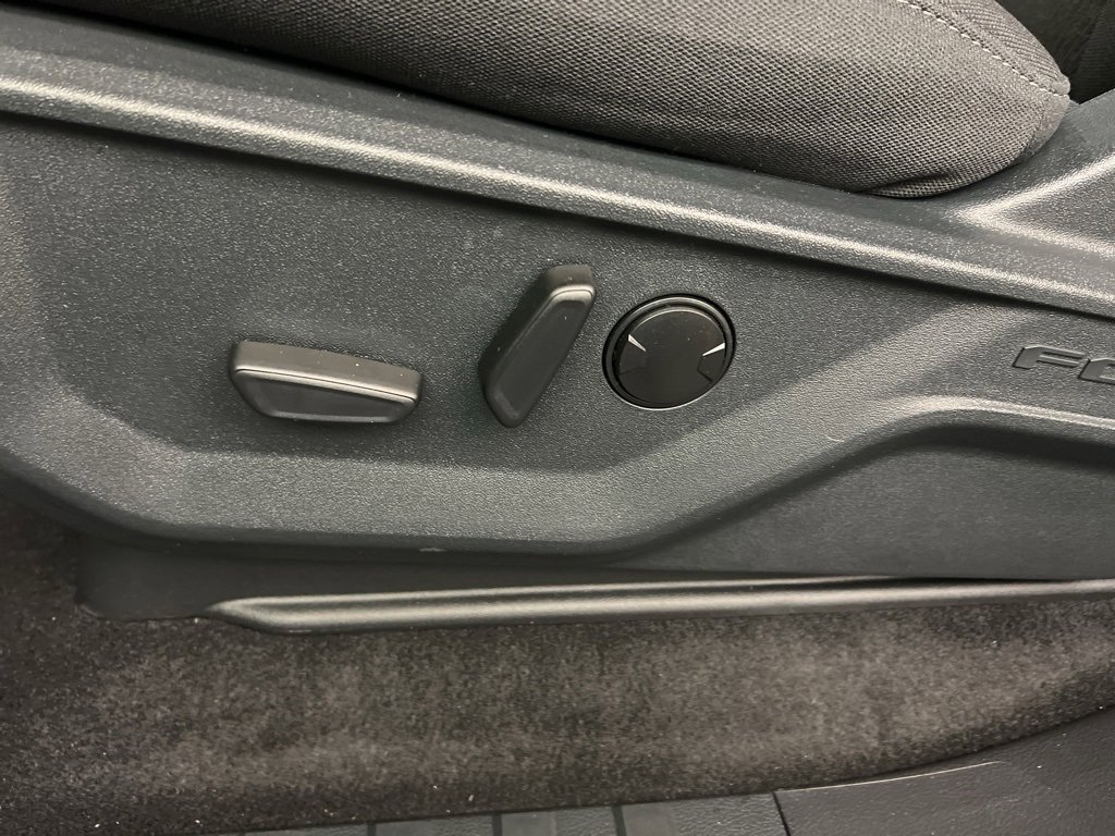 New 2025 Ford F150 XLT w/ Equipment Group 302A MID image 28