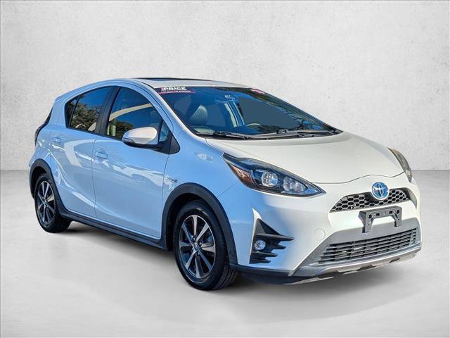 Used 2018 Toyota Prius C Four video 3