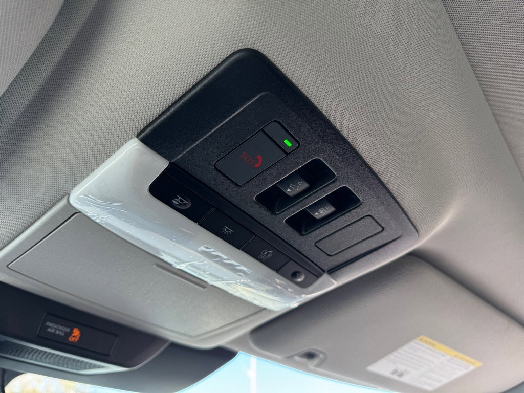 New 2025 Nissan Pathfinder Platinum image 17