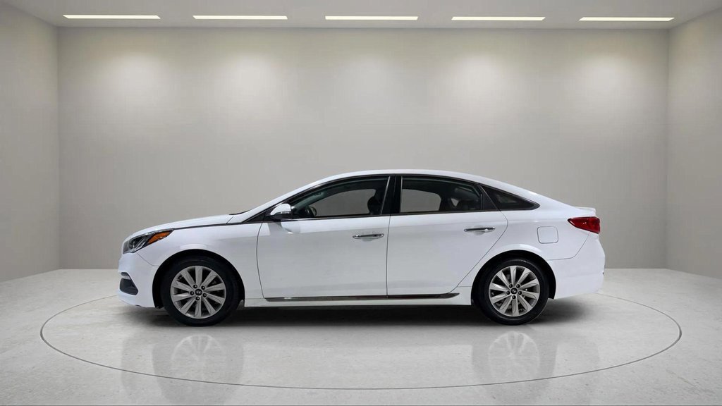Used 2016 Hyundai Sonata Sport w/ Option Group 1V image 18