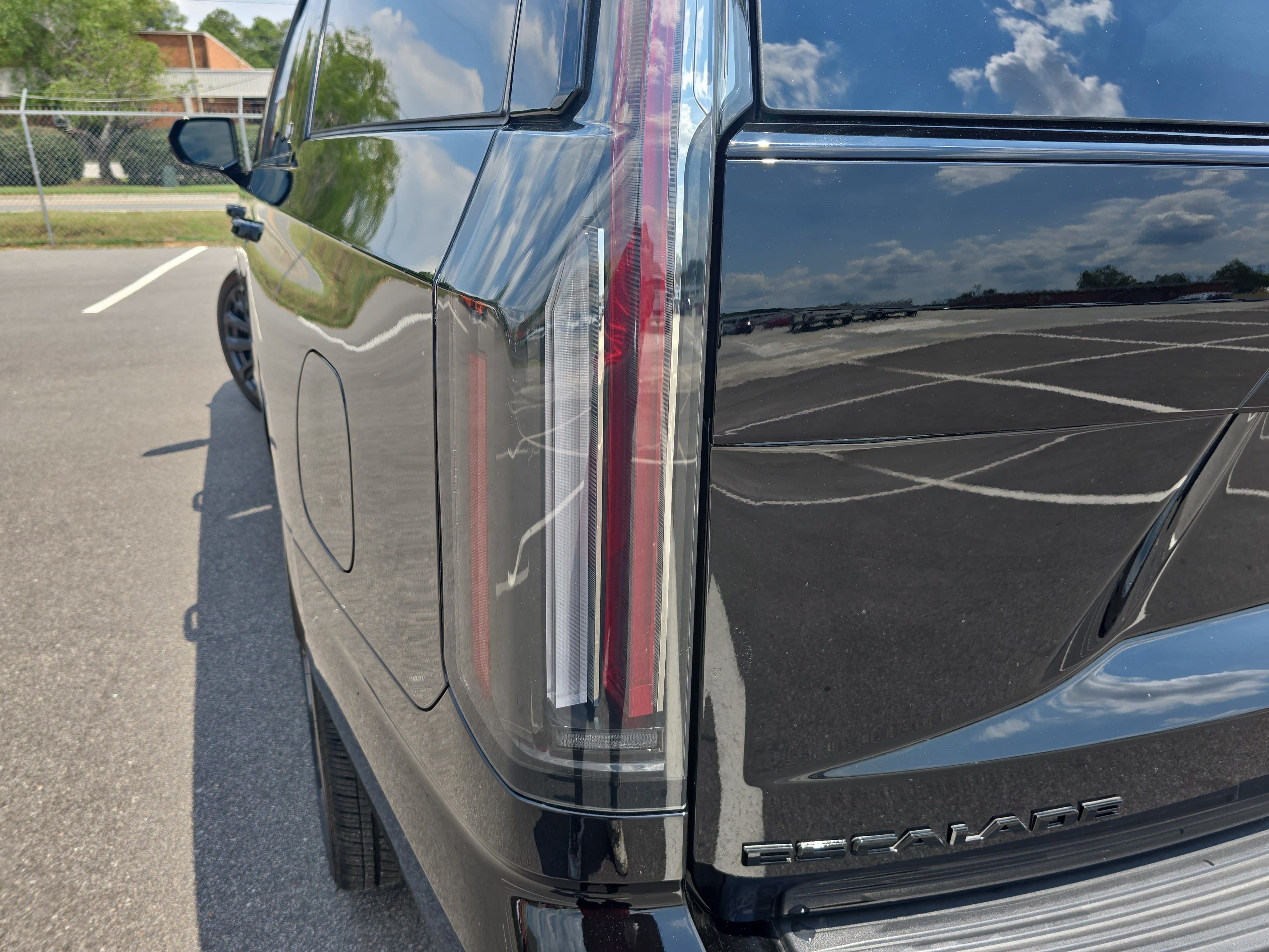 Used 2026 Cadillac Escalade ESV V AWD/4WD image 36