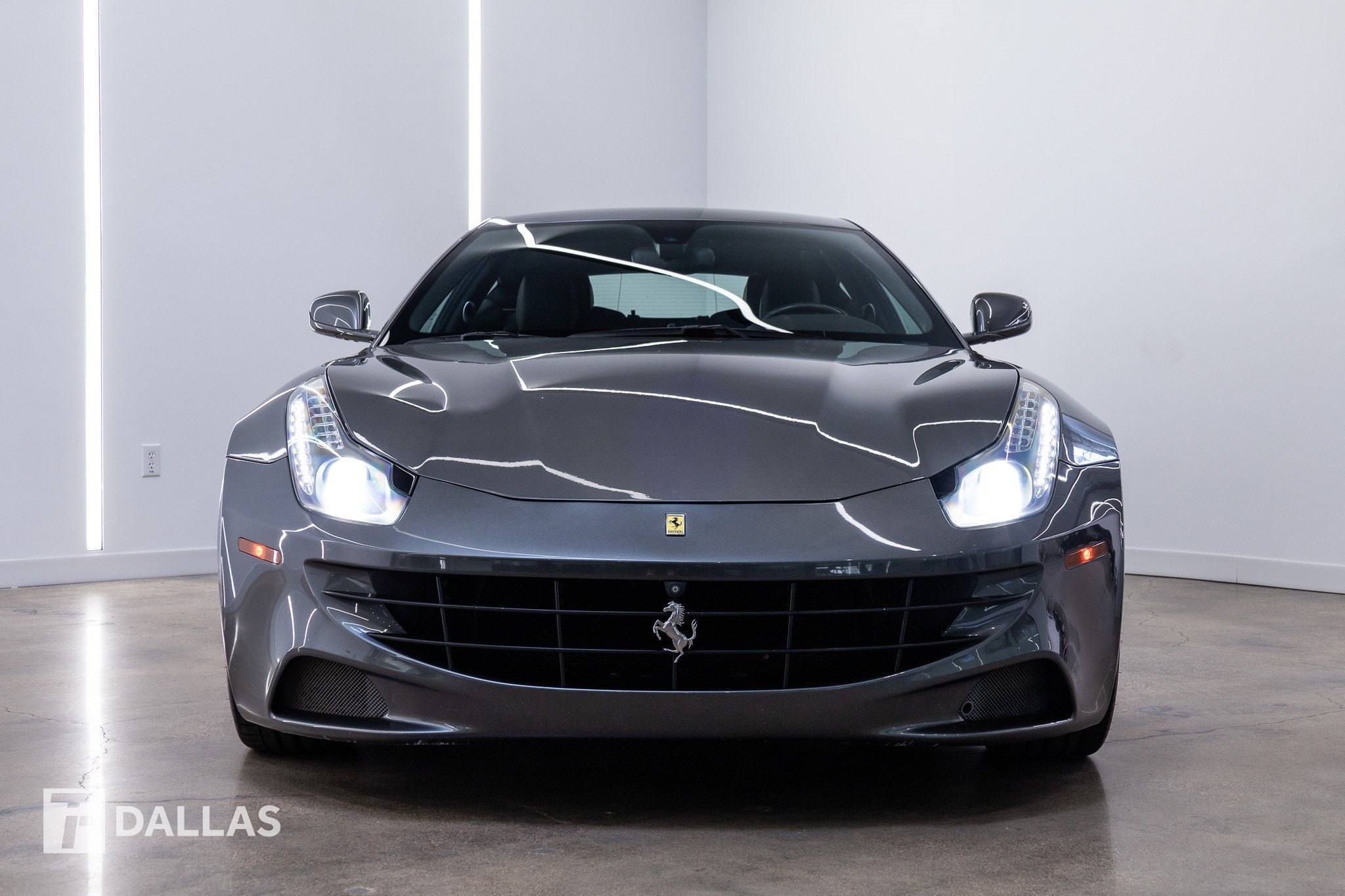 Used 2012 Ferrari FF AWD/4WD image 2