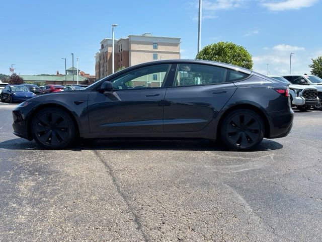 Used 2024 Tesla Model 3 Standard Range RWD image 4