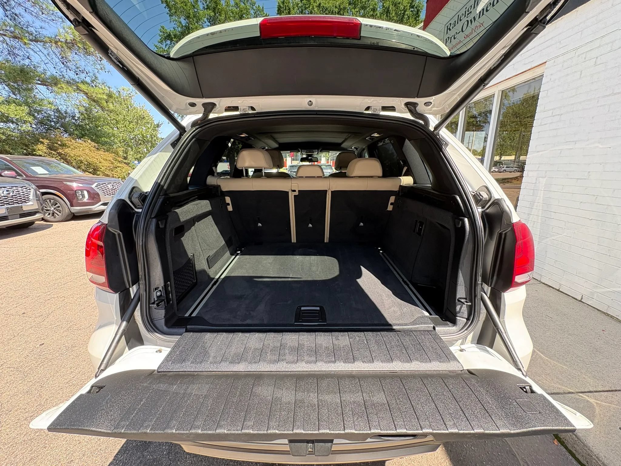 Used 2018 BMW X5 sDrive35i RWD image 24
