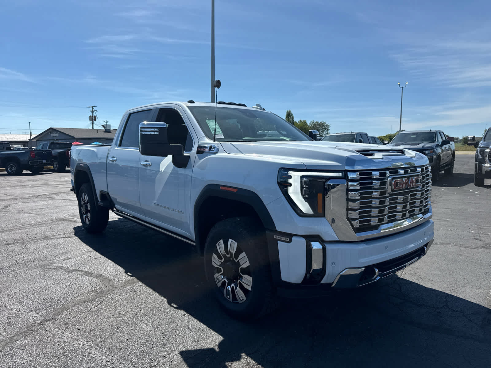 New 2026 GMC Sierra 3500 Denali w/ Denali Reserve Package AWD/4WD image 7