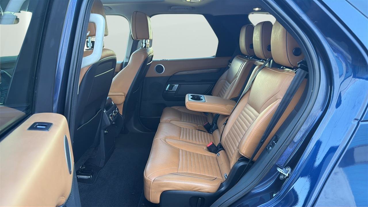 Used 2018 Land Rover Discovery HSE Luxury AWD/4WD image 20