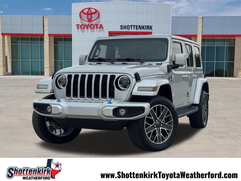 Used 2023 Jeep Wrangler Unlimited Sahara AWD/4WD video 1