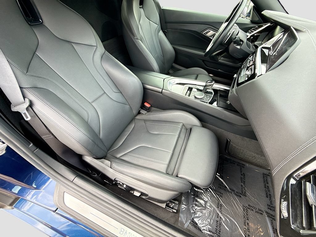 Used 2019 BMW Z4 sDrive30i w/ Convenience Package RWD image 14
