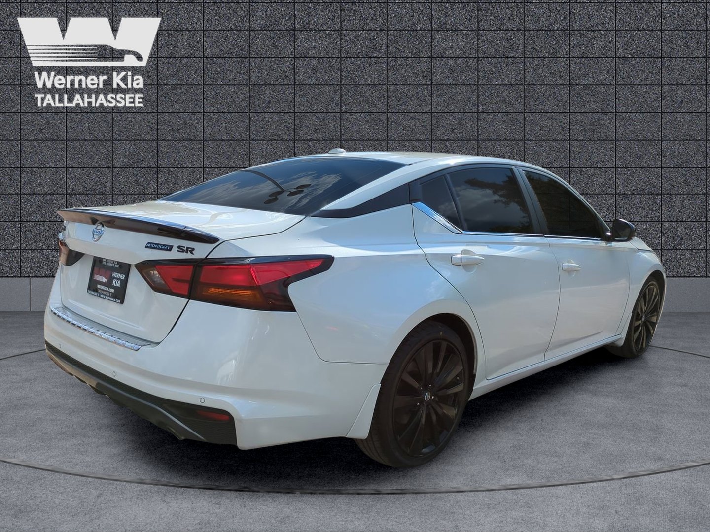 Used 2022 Nissan Altima 2.5 SR w/ Midnight Edition Package image 5