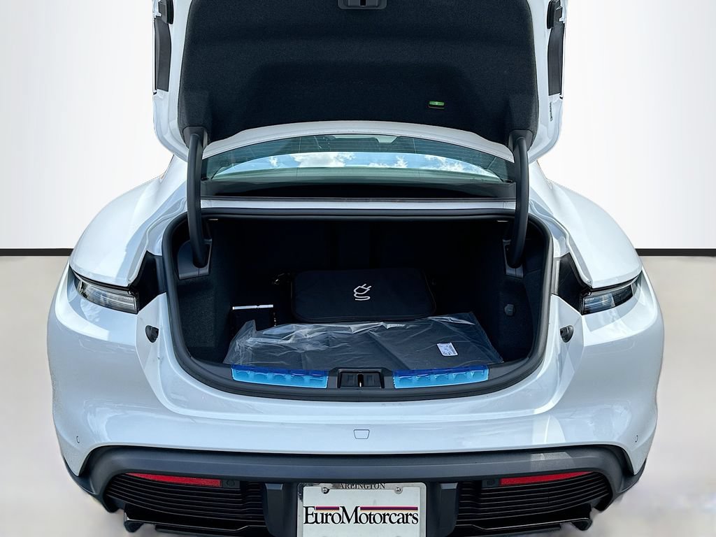 New 2026 Porsche Taycan 4S Black Edition AWD/4WD image 28