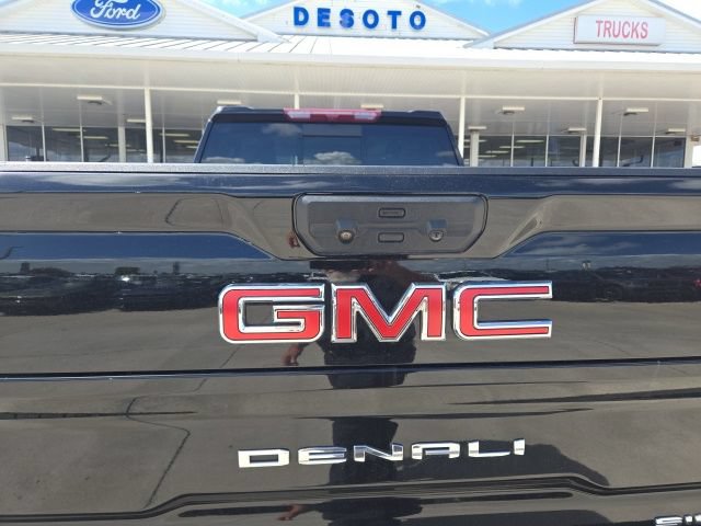 Used 2022 GMC Sierra 3500 Denali AWD/4WD image 11