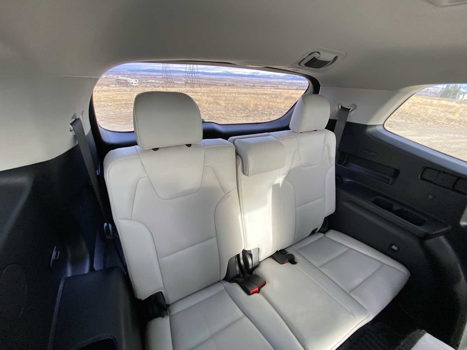 Used 2024 Kia Telluride S w/ S Sunroof Package image 16