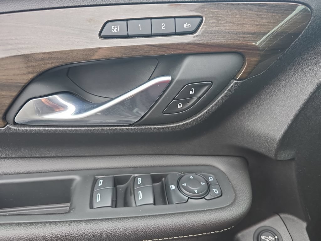 Certified 2019 GMC Terrain Denali w/ Advanced Safety Package AWD/4WD image 31