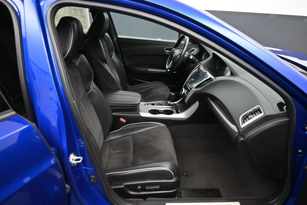 Used 2020 Acura TLX w/ A-SPEC Package FWD image 24