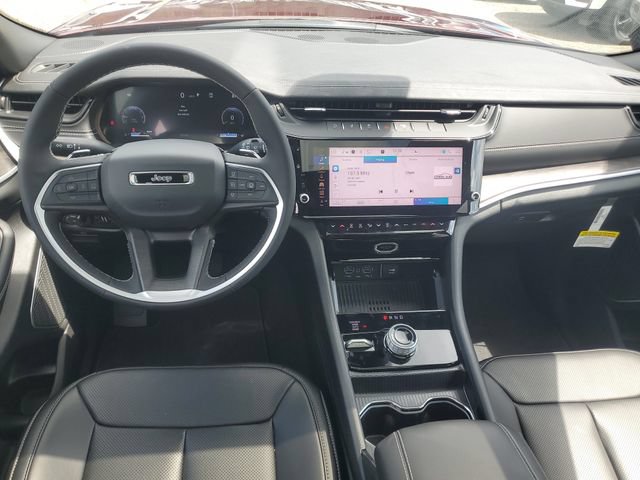 New 2026 Jeep Grand Cherokee L Limited w/ Luxury Tech Group II AWD/4WD image 14