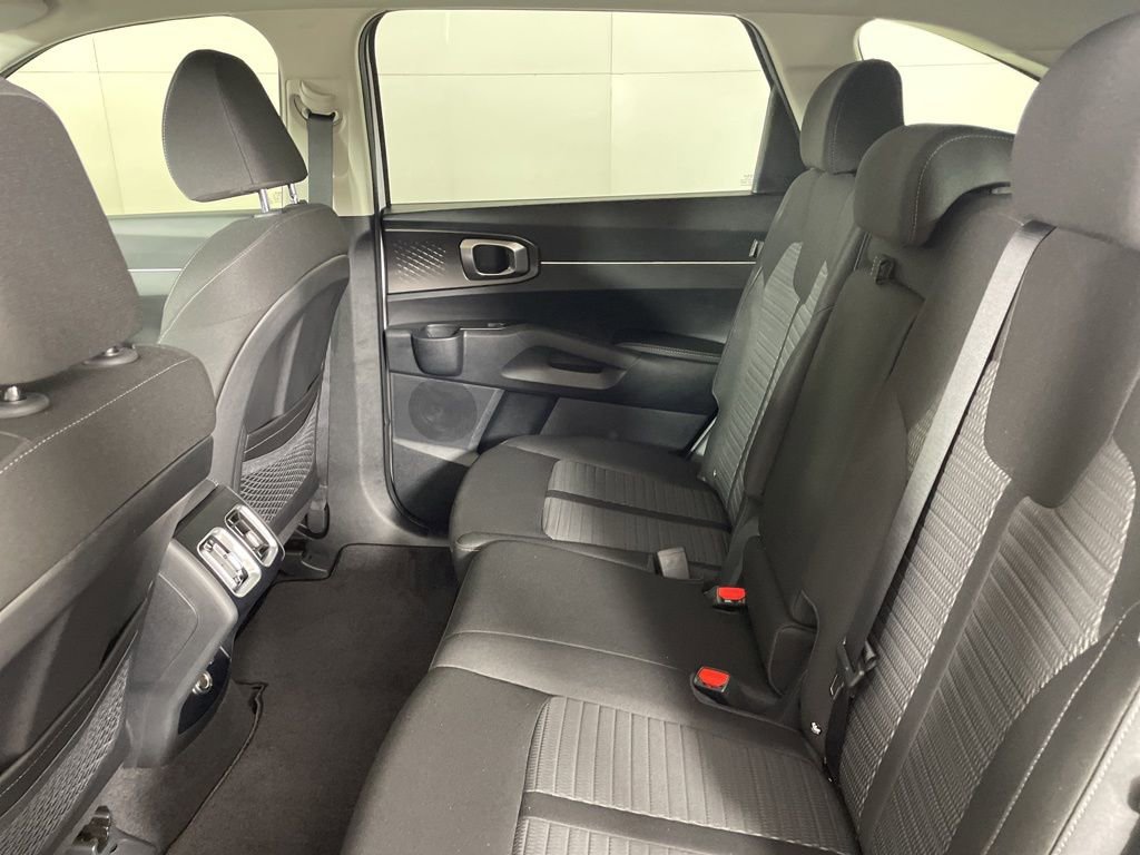 New 2026 Kia Sorento LX image 37