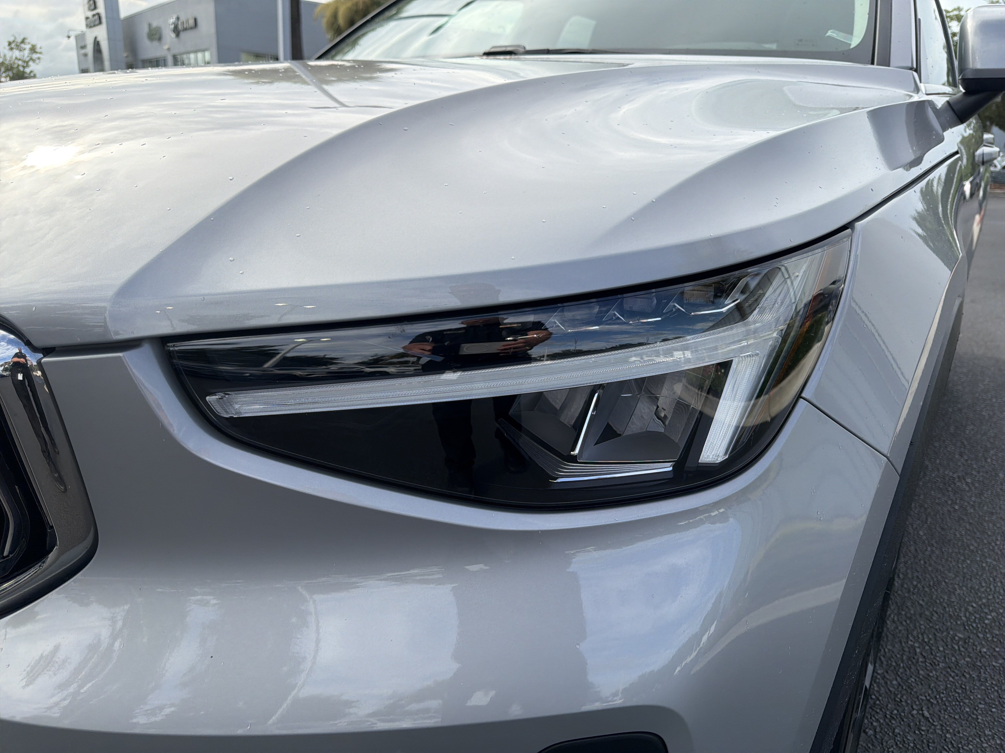 Certified 2023 Volvo XC40 B4 Plus w/ Driver Assist Package FWD image 67