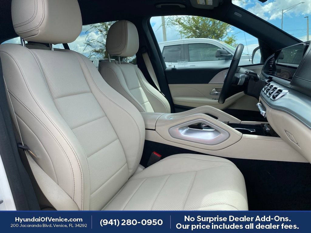 Used 2025 Mercedes-Benz GLS 450 4MATIC image 19