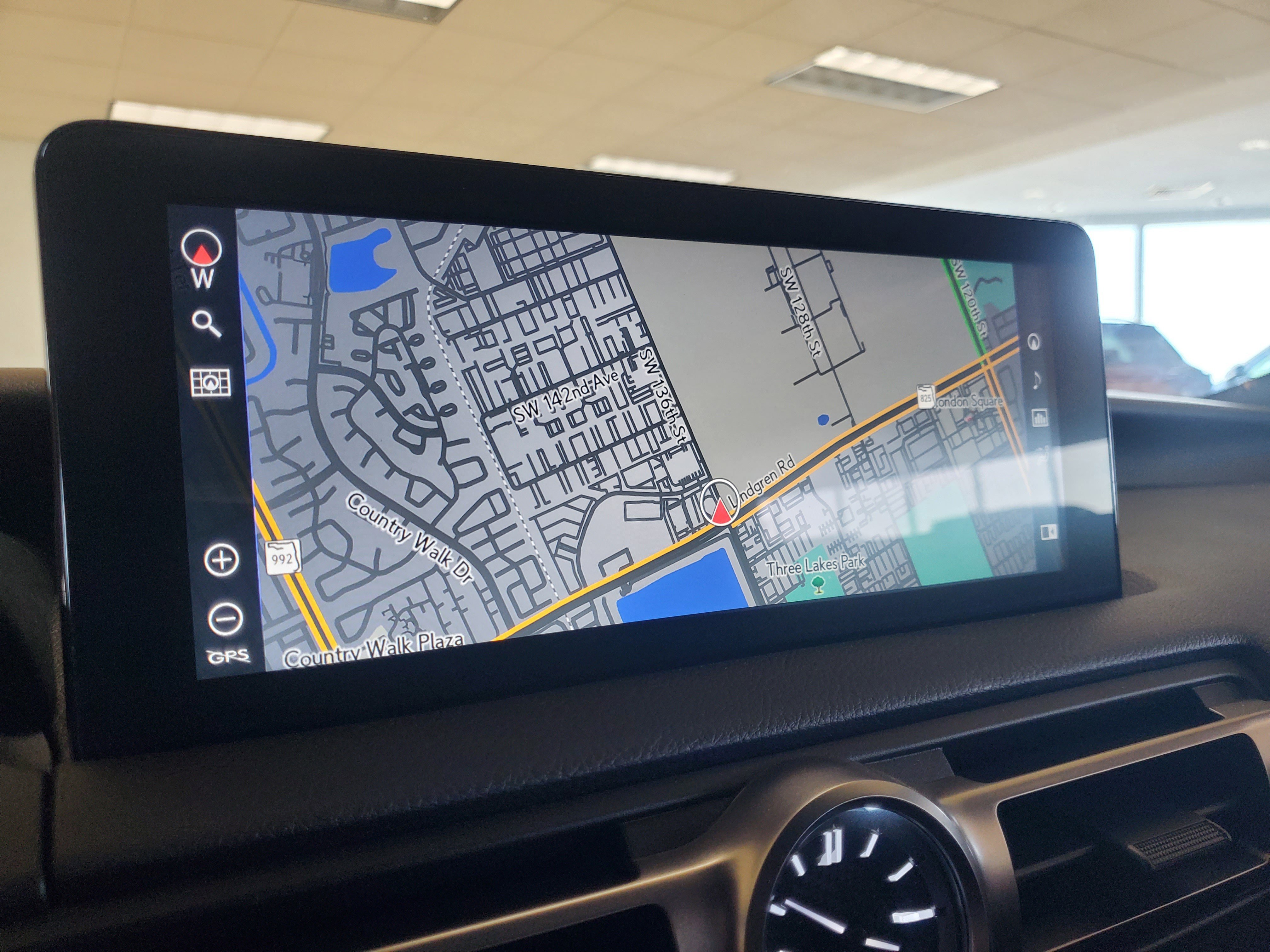 Used 2024 Lexus RC F w/ Carbon Package image 29