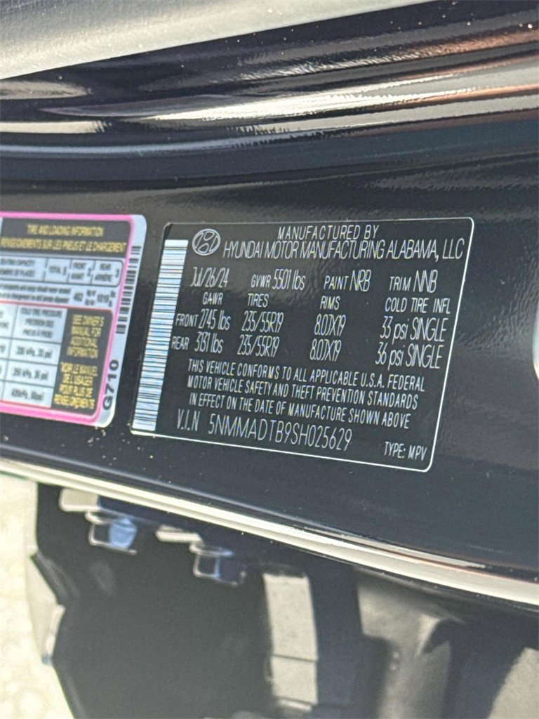 Used 2025 Genesis GV70 2.5T Select w/ Select Package image 17