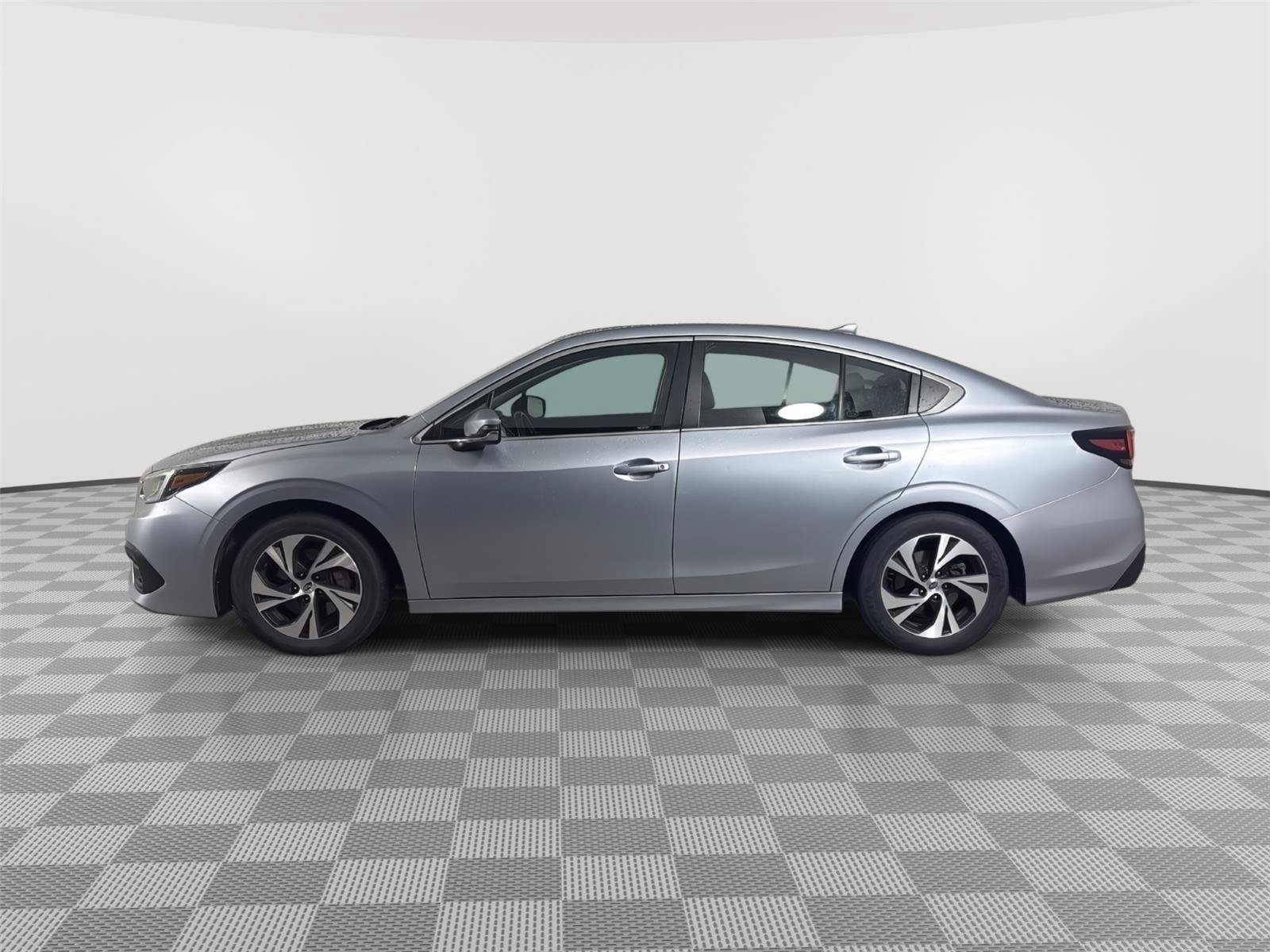 Used 2022 Subaru Legacy Premium w/ Popular Package #1 AWD/4WD image 4