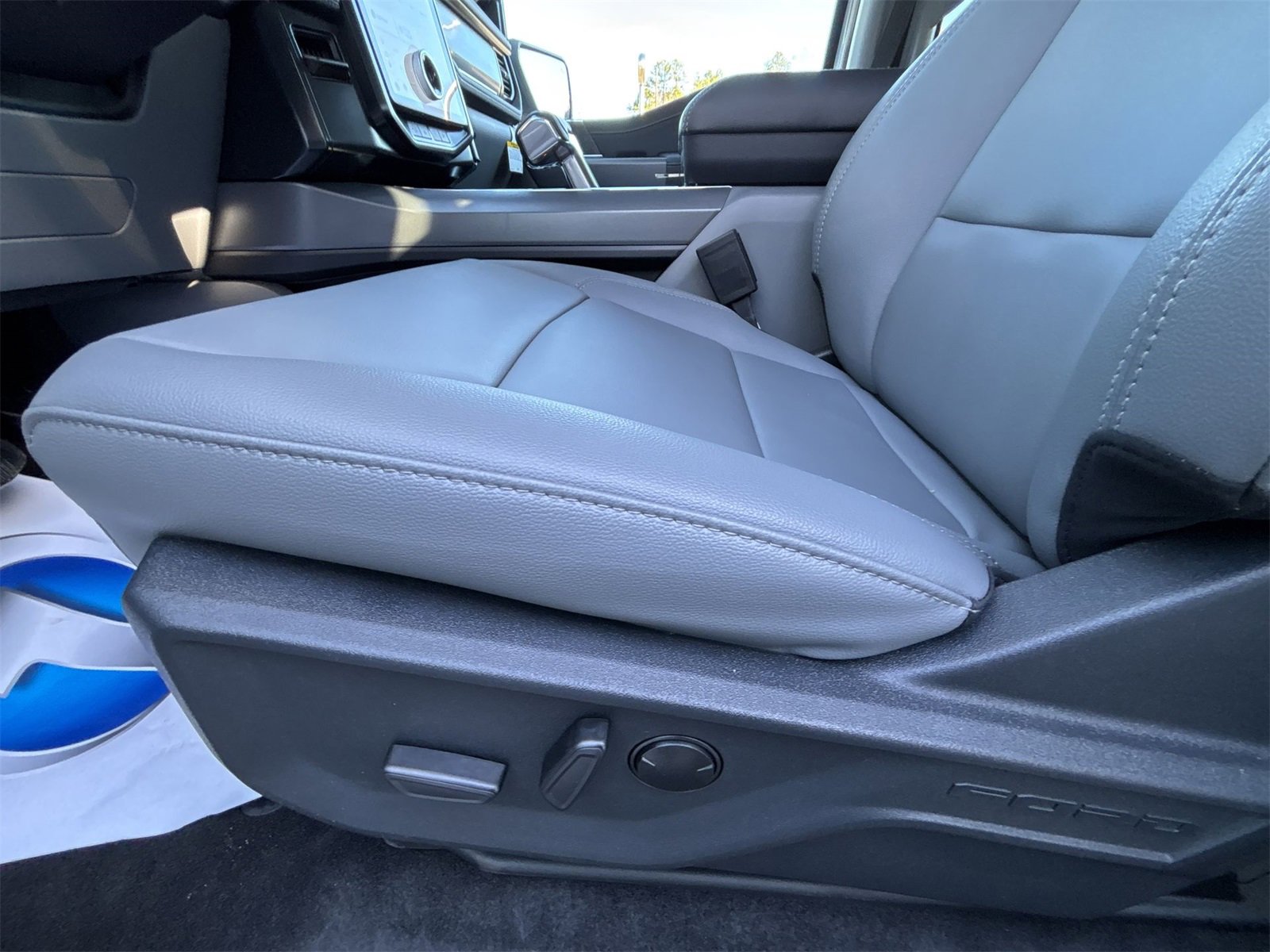 New 2025 Ford F150 Lightning Flash image 14