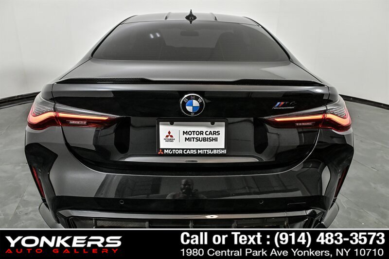 Used 2022 BMW M4 xDrive Competition w/ M Carbon Exterior Package AWD/4WD image 4